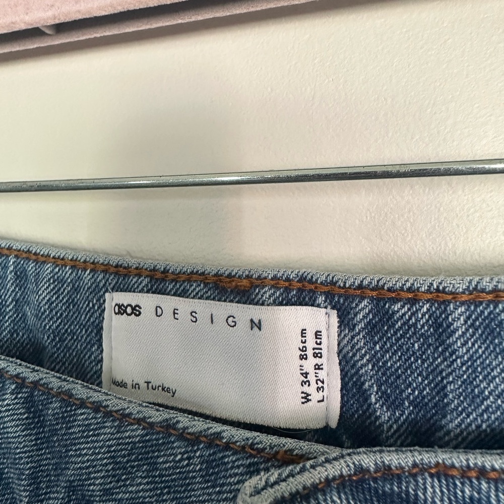 ASOS DESIGN Men’s Distressed Blue Jeans – W34 L32 – EUC‎ - Picture 4 of 7